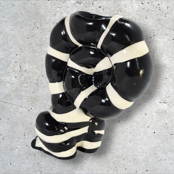 Y2K Lynda Corneille “Clancy” Cat Candle Holder SWAK Character Collectibles B&W - Picture 6 of 14